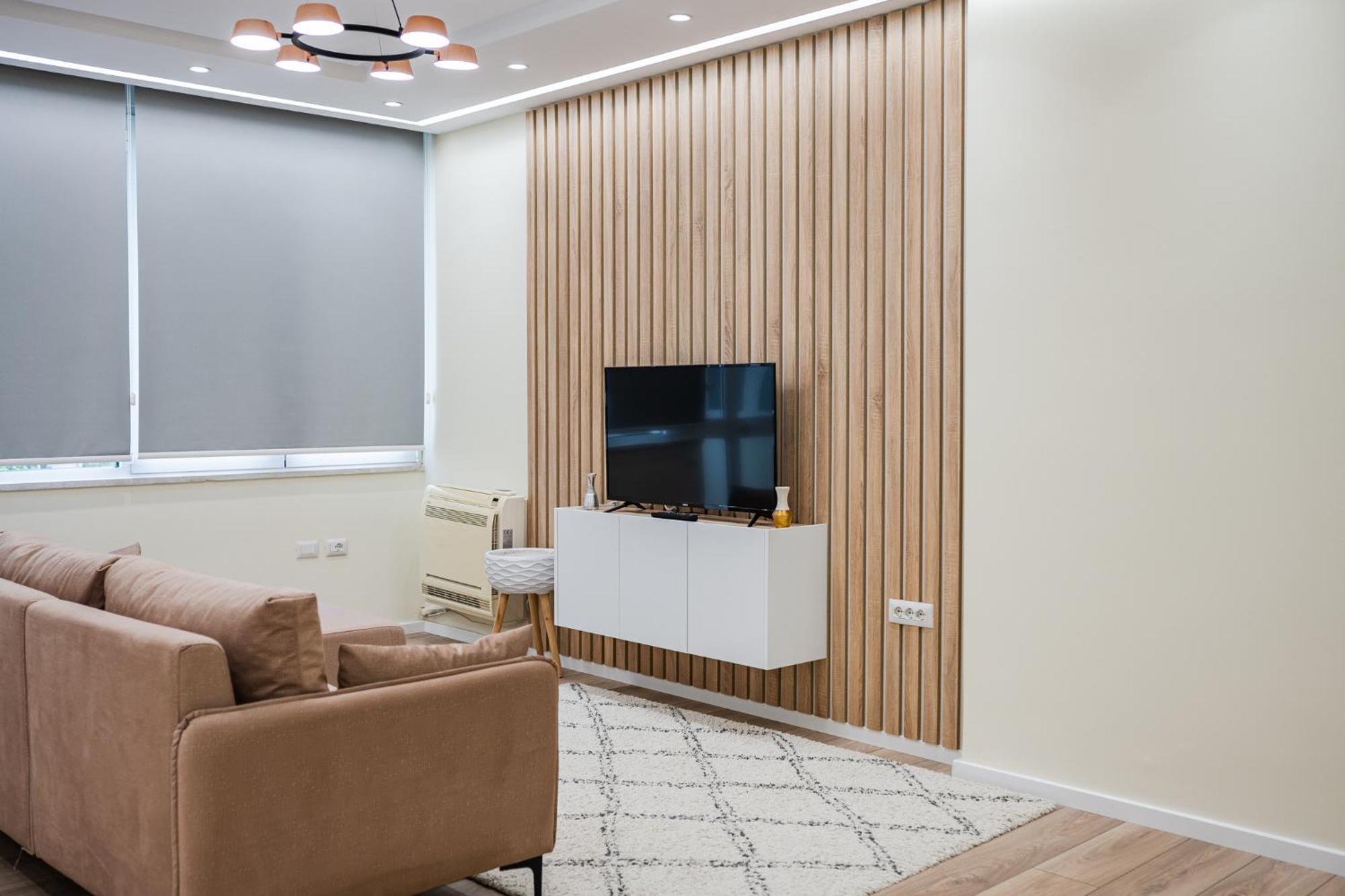 Lucas Central Home Tiranë Eksteriør bilde